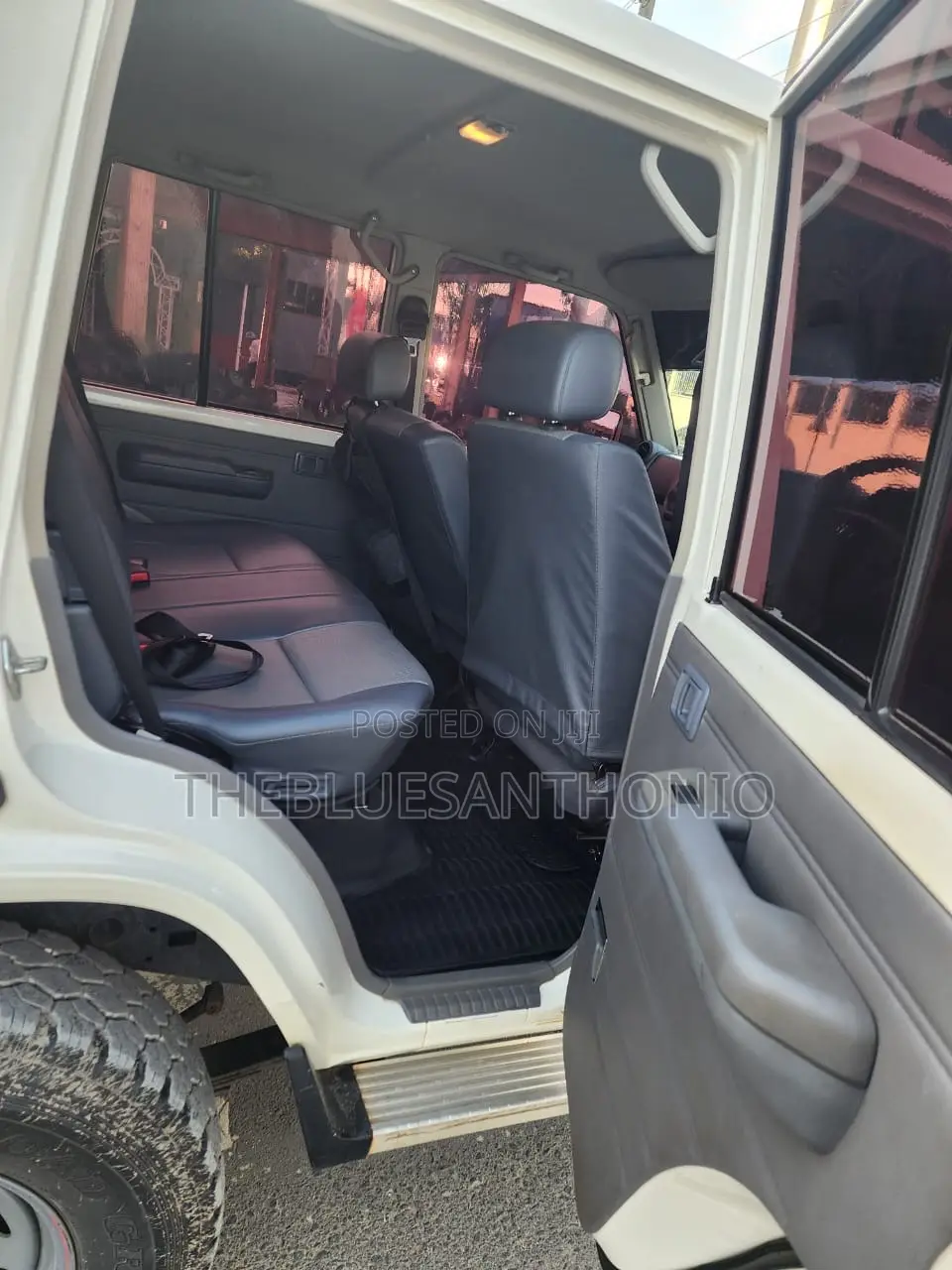 Toyota Land Cruiser 2018 White