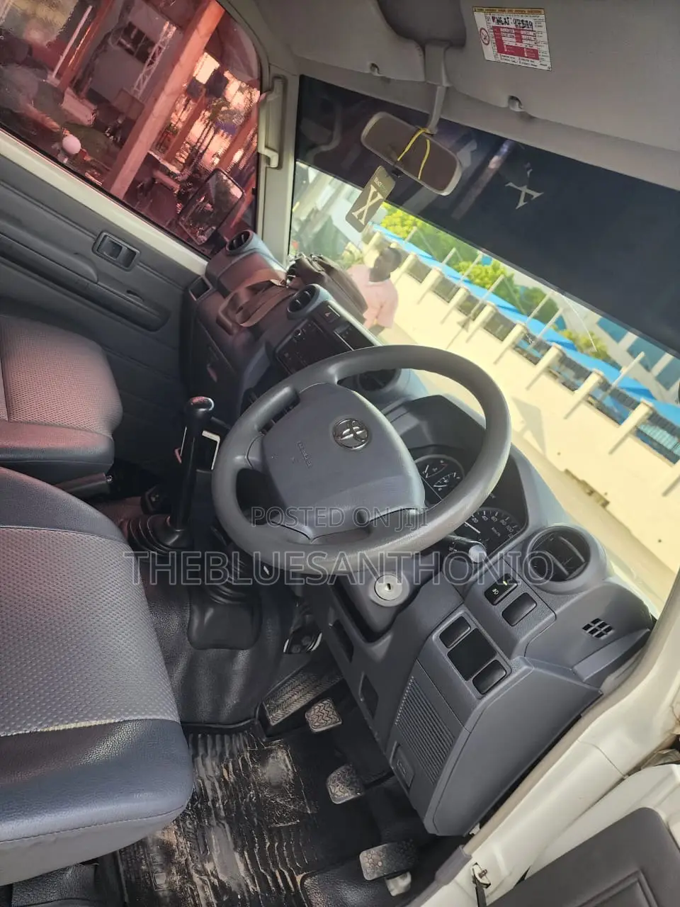 Toyota Land Cruiser 2018 White