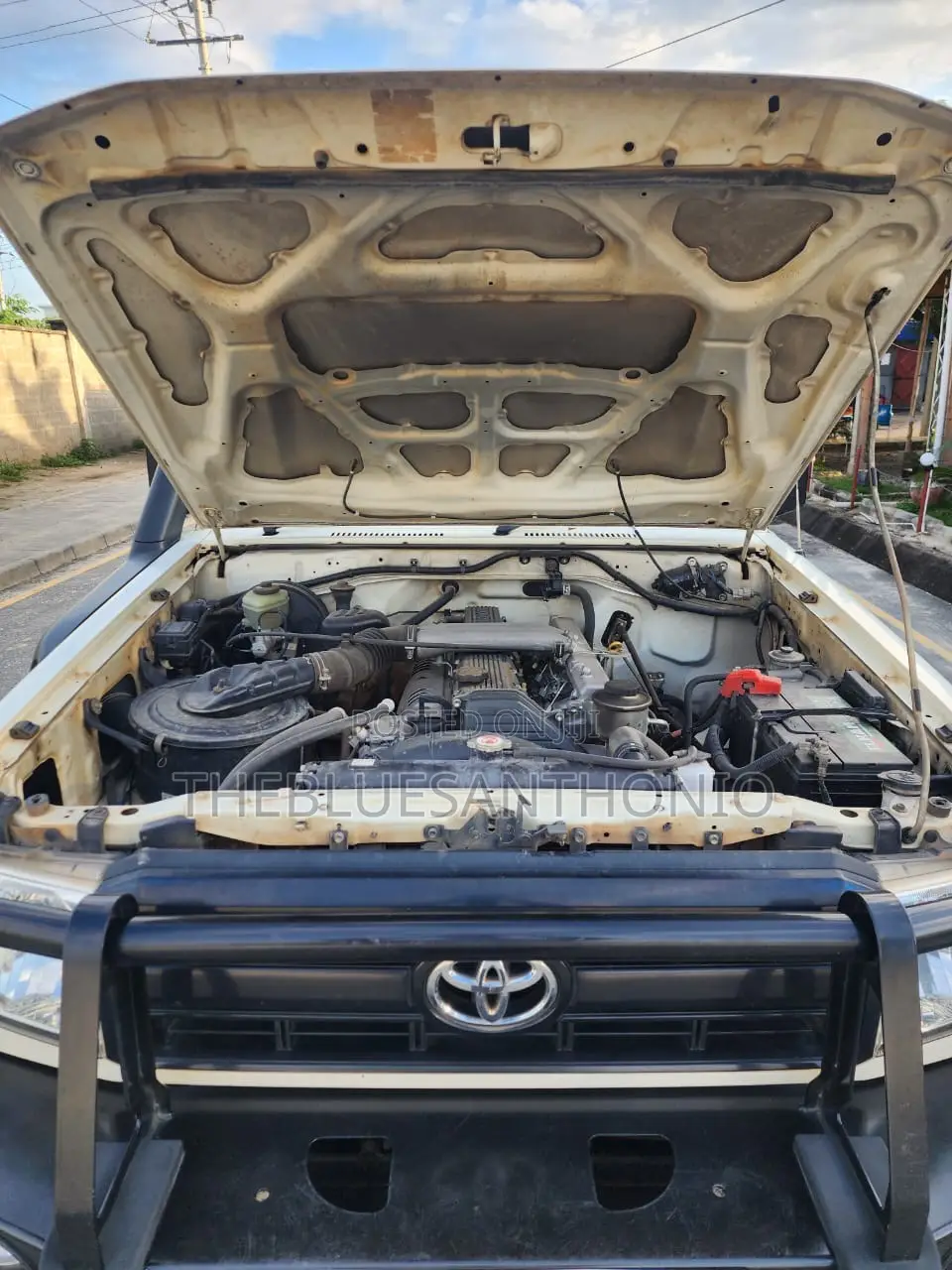 Toyota Land Cruiser 2018 White