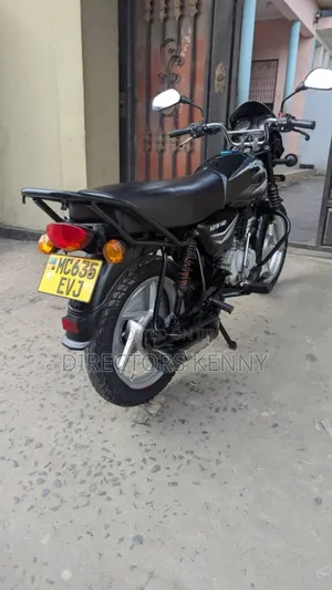 Bajaj Boxer 125 2025 Black