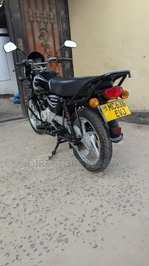 Bajaj Boxer 125 2025 Black