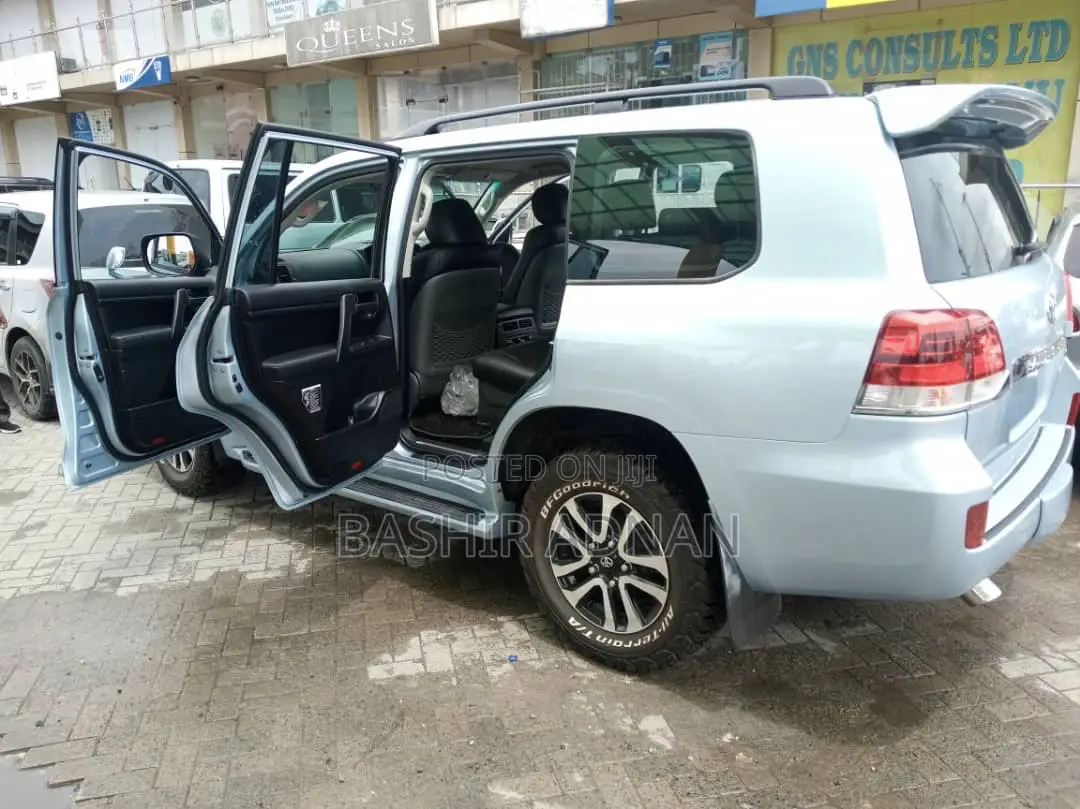 Toyota Land Cruiser 4.5 V8 TD STD 2010 Blue