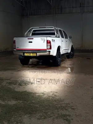 Toyota Hilux 3.0 D-4D 4x4 2015 White