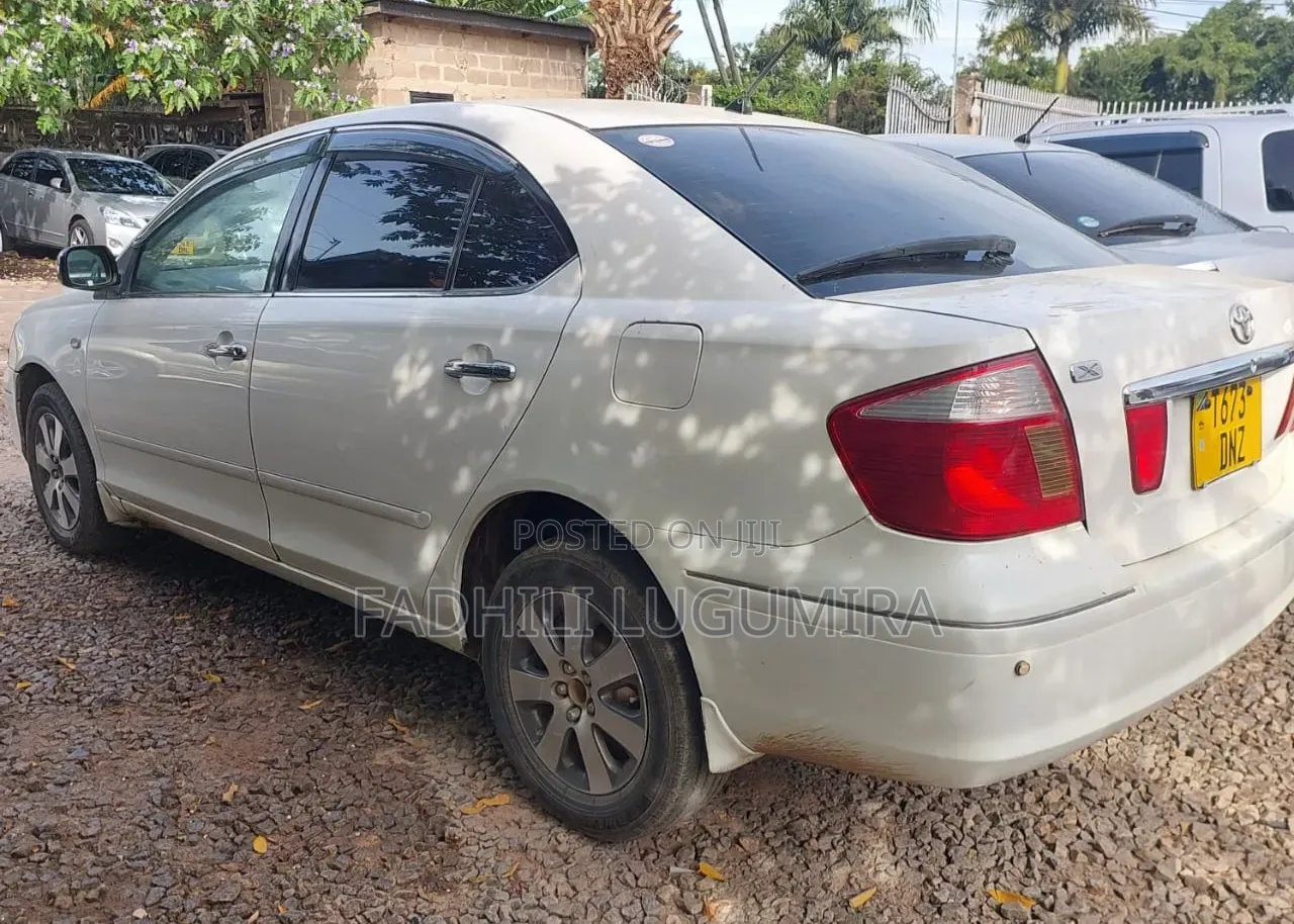 Toyota Premio 2004 White