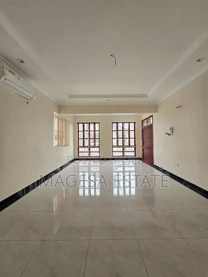 3bdrm Apartment in Msasani for rent