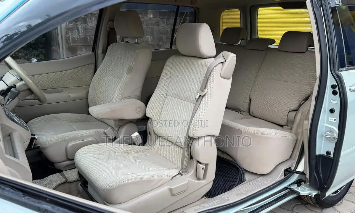 Toyota Raum 2006 Blue