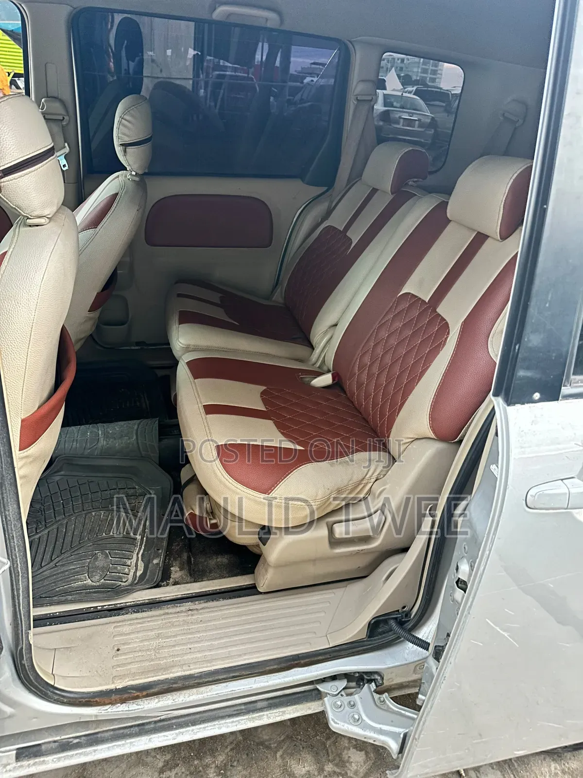 Toyota Sienta 2006 Silver
