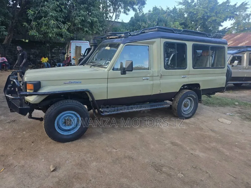 Toyota Land Cruiser 2003 Green