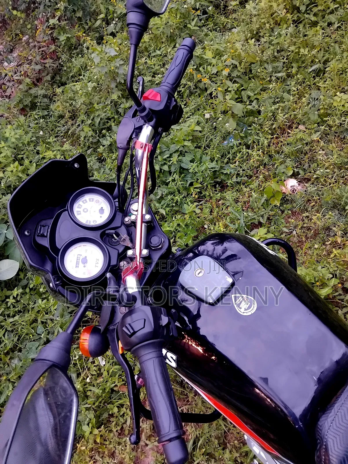 TVS HLX 125 2025 Black
