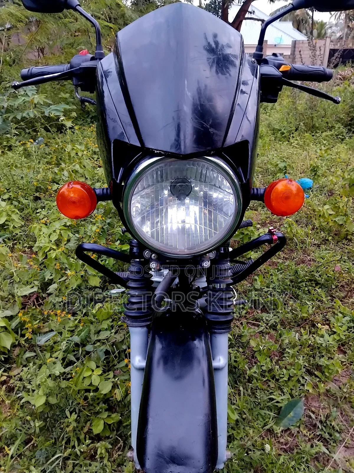 TVS HLX 125 2025 Black