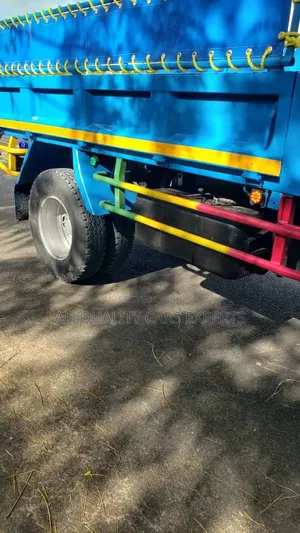 Canter Tipper 4d33 2 1⁄2