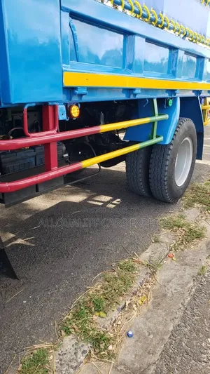 Canter Tipper 4d33 2 1⁄2