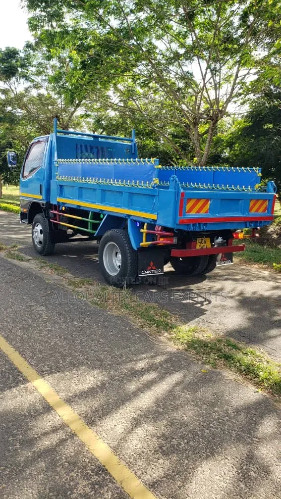 Canter Tipper 4d33 2 1⁄2