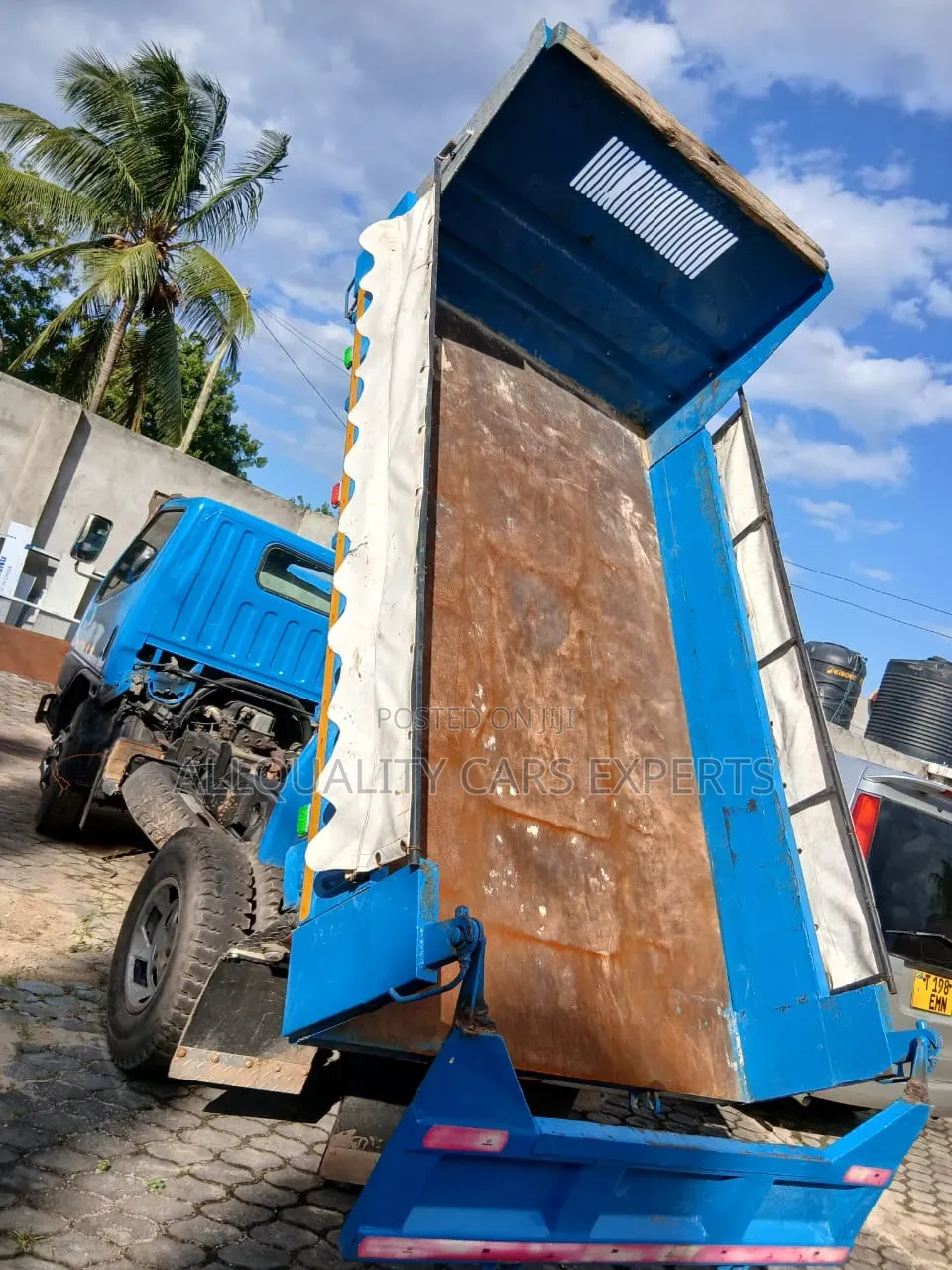 Mitsubishi Canter 1998 Blue
