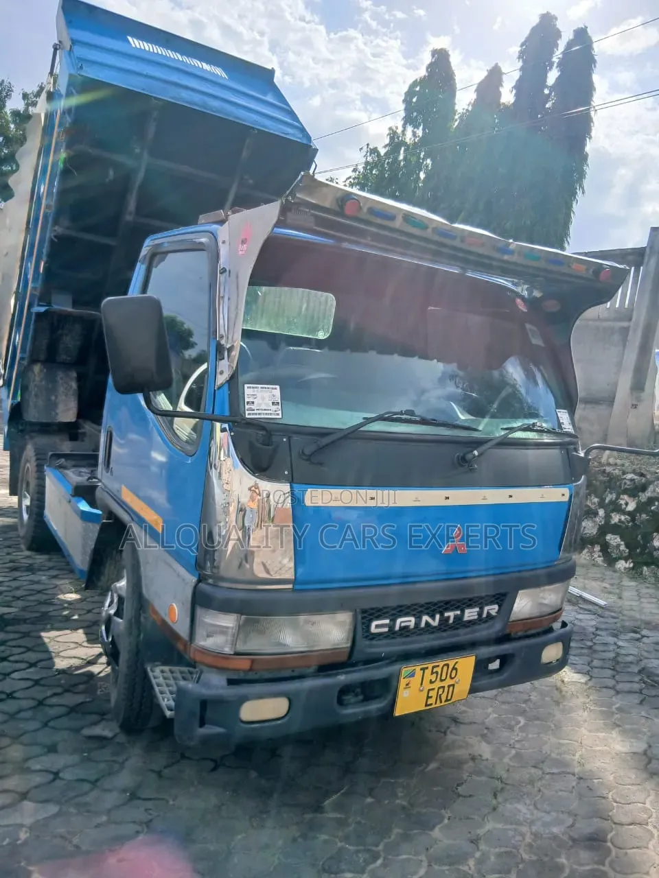 Mitsubishi Canter 1998 Blue