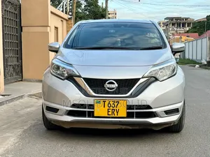 Nissan Note 2018 Silver