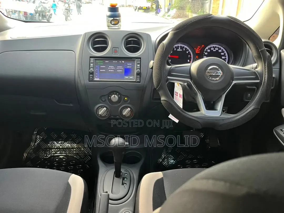Nissan Note 2018 Silver