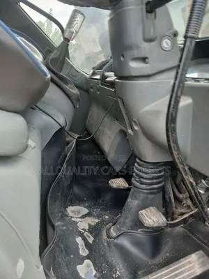 Mitsubishi Canter Tipper Engine 1998 White