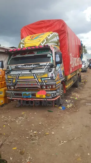 Mitsubishi Fuso Long Base Engine 17 1999 Green