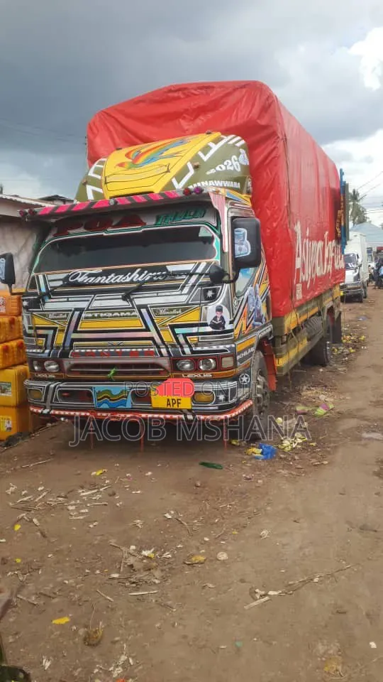 Mitsubishi Fuso Long Base Engine 17 1999 Green