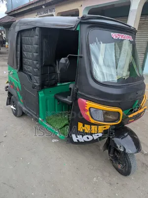 TVS King Deluxe Plus iTouch Start 2022 Green