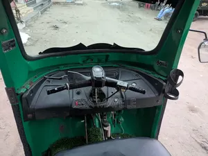 TVS King Deluxe Plus iTouch Start 2022 Green