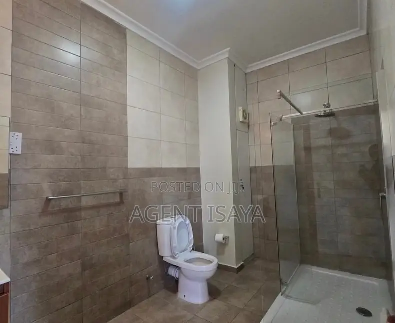Furnished 4bdrm Apartment in Oyster Bay for rent