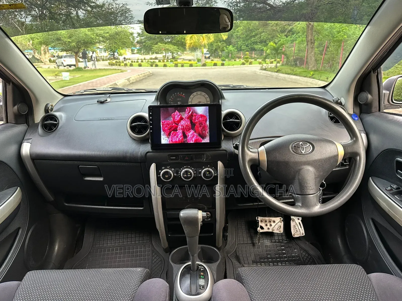 Toyota IST 2004 Gray