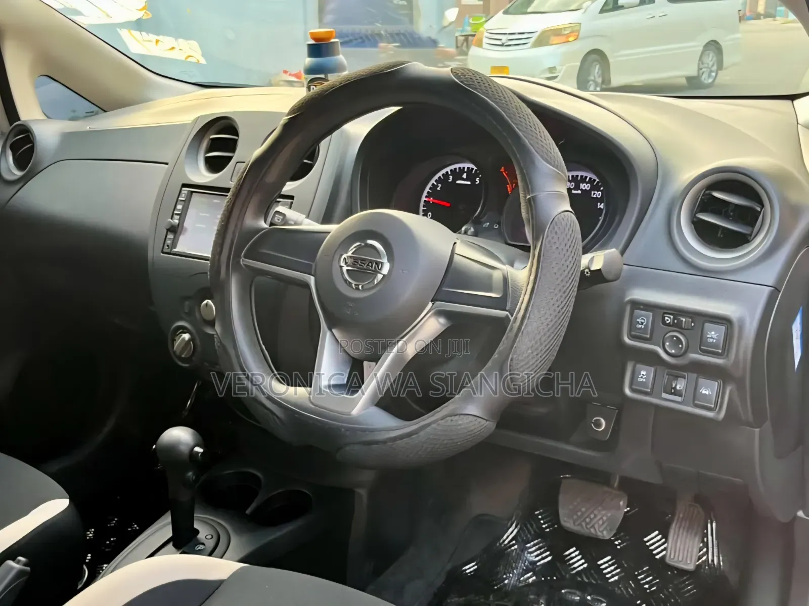 Nissan Note 2018 Silver