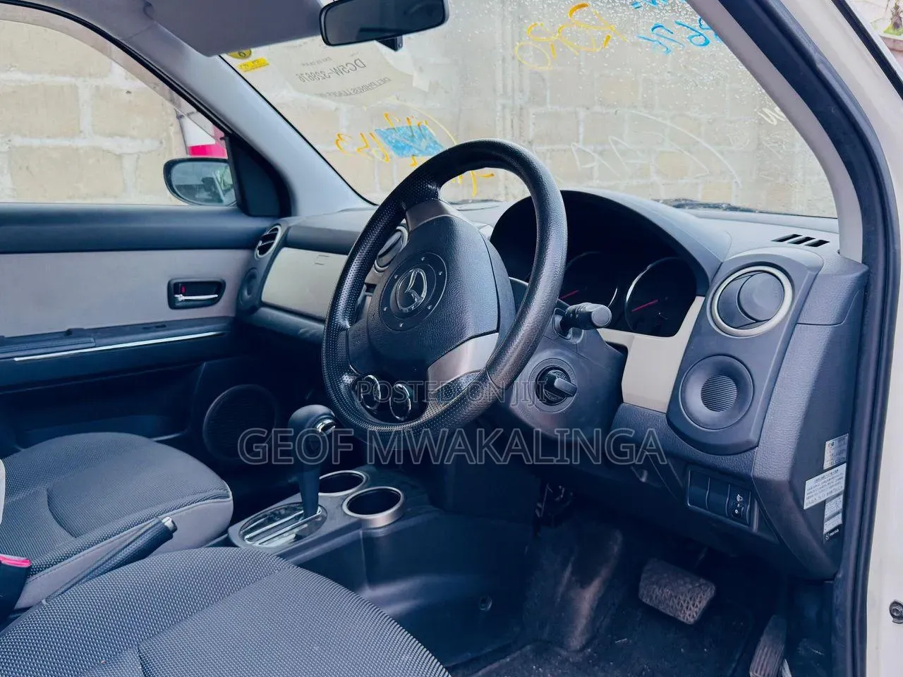 Mazda Verisa 2009 Pearl