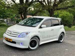 Toyota IST 2005 White