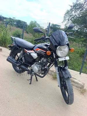 New TVS Apache 180 RTR 2025 Black