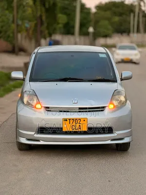 Toyota Passo 2005 Silver