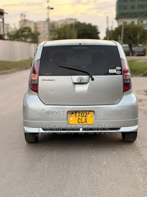 Toyota Passo 2005 Silver