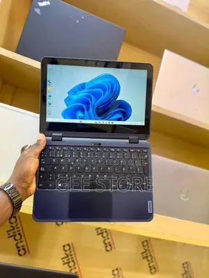 Laptop Lenovo 500e 4GB Intel Core i3 SSD 128GB