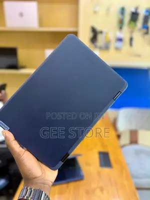 Laptop Lenovo 500e 4GB Intel Core i3 SSD 128GB