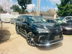 Lexus LX 570 AWD 2017 Black