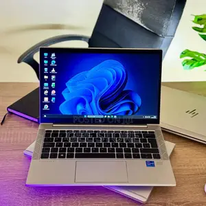 Laptop HP EliteBook 830 G8 16GB Intel Core i7 SSD 512GB