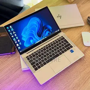 Laptop HP EliteBook 830 G8 16GB Intel Core i7 SSD 512GB