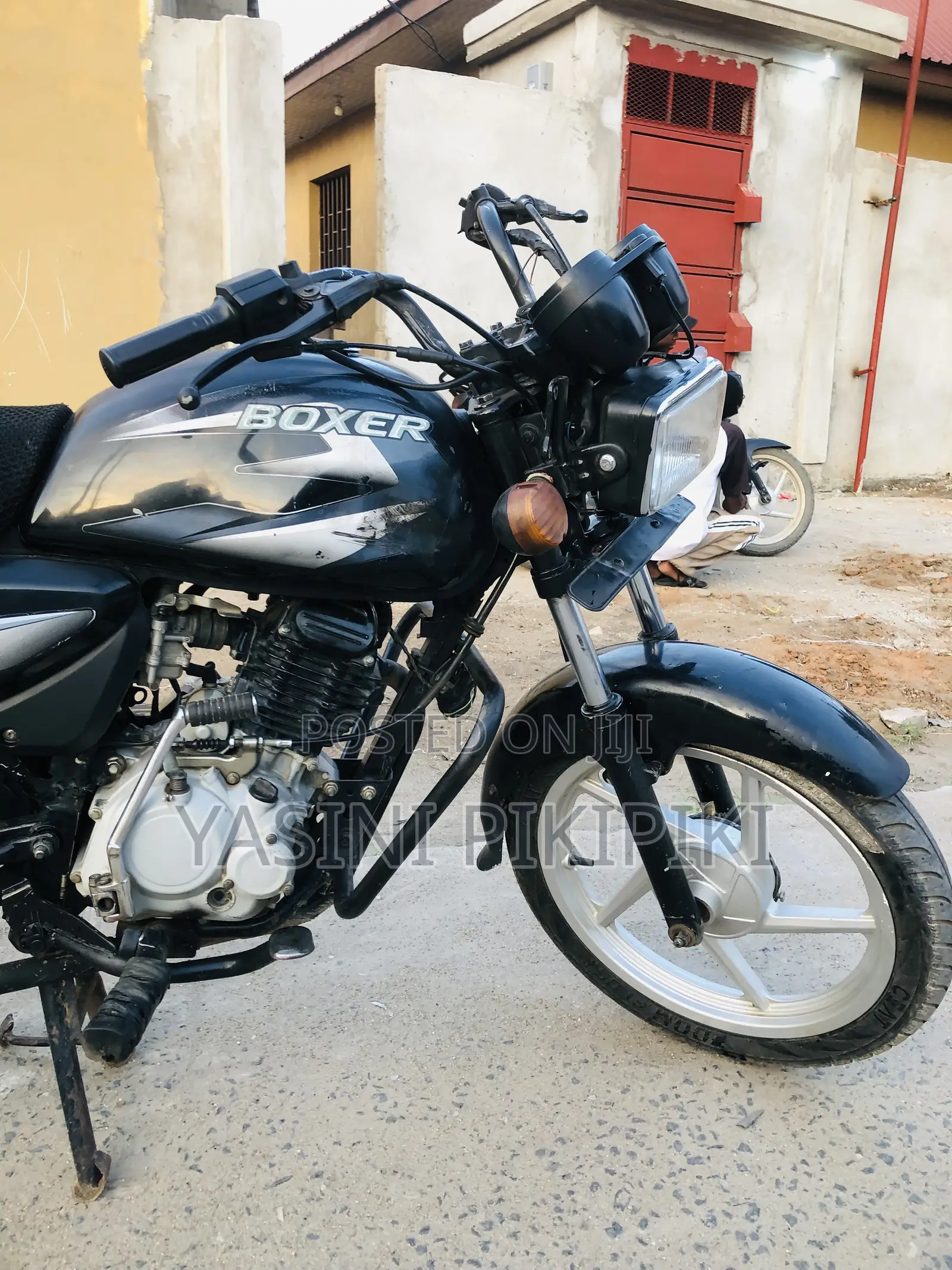Bajaj Boxer 125 2024 Black
