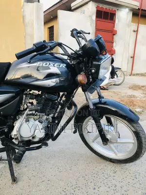 Bajaj Boxer 125 2024 Black