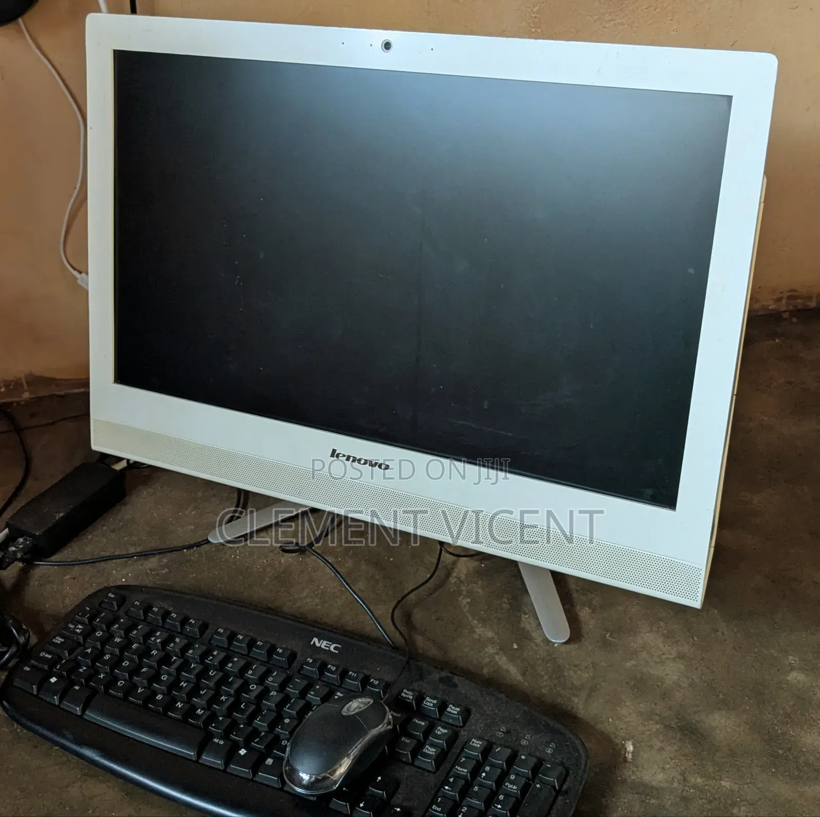 Desktop Computer Lenovo 8GB Intel Core i5 HDD 1T