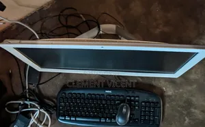 Desktop Computer Lenovo 8GB Intel Core i5 HDD 1T