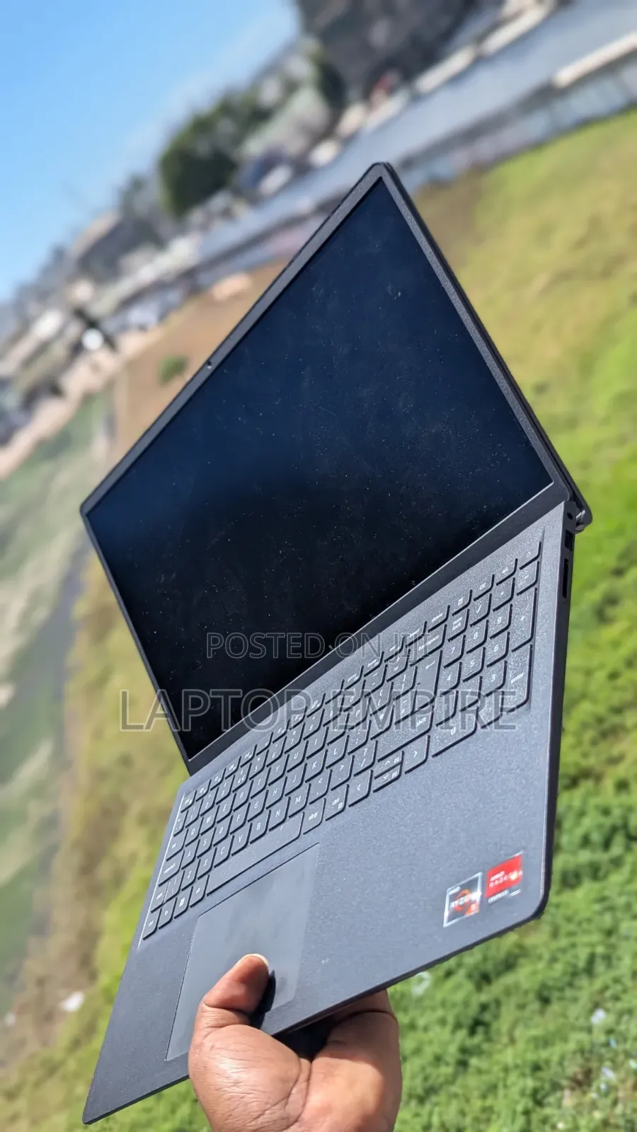 Laptop Dell 8GB AMD Ryzen 5 SSHD+SSD 128GB