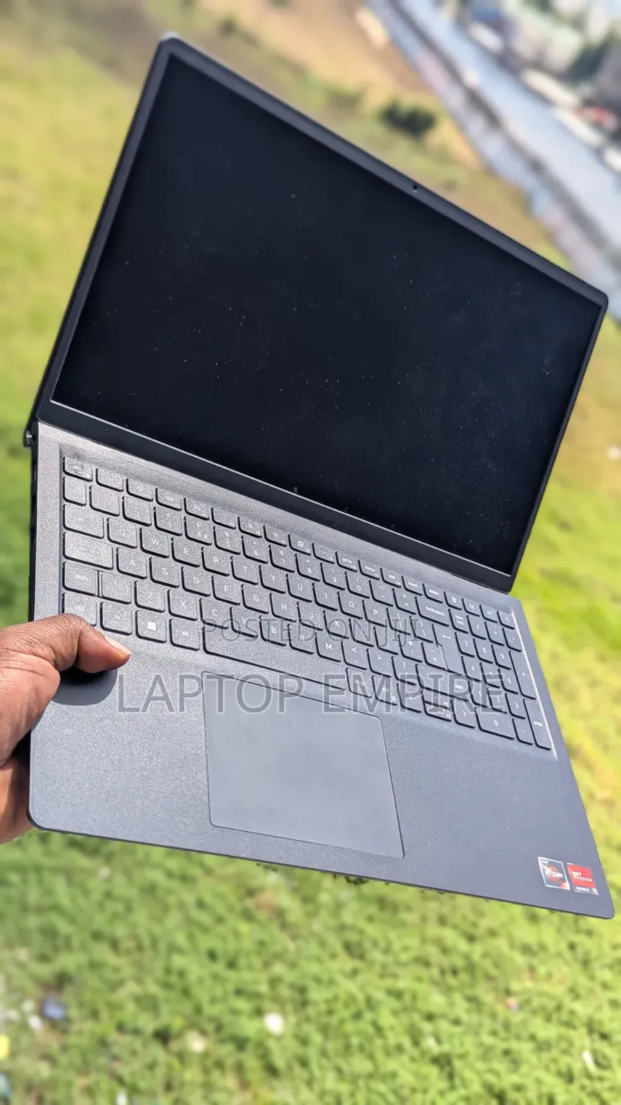 Laptop Dell 8GB AMD Ryzen 5 SSHD+SSD 128GB