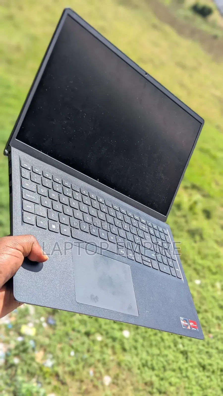 Laptop Dell 8GB AMD Ryzen 5 SSHD+SSD 128GB