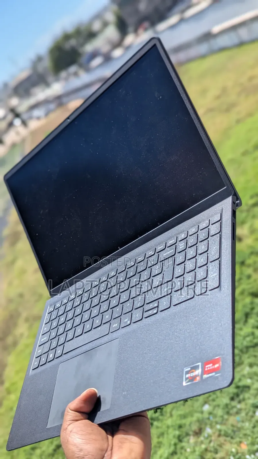 Laptop Dell 8GB AMD Ryzen 5 SSHD+SSD 128GB