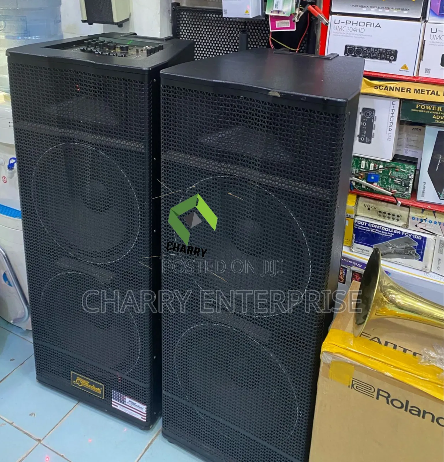 Powerful Soundsoft Speakers With Mixer Amplifier 15" Business/ Church