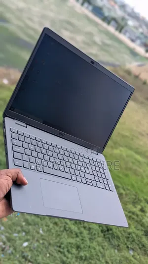 Laptop Dell 8GB Intel Core i3 SSD 256GB