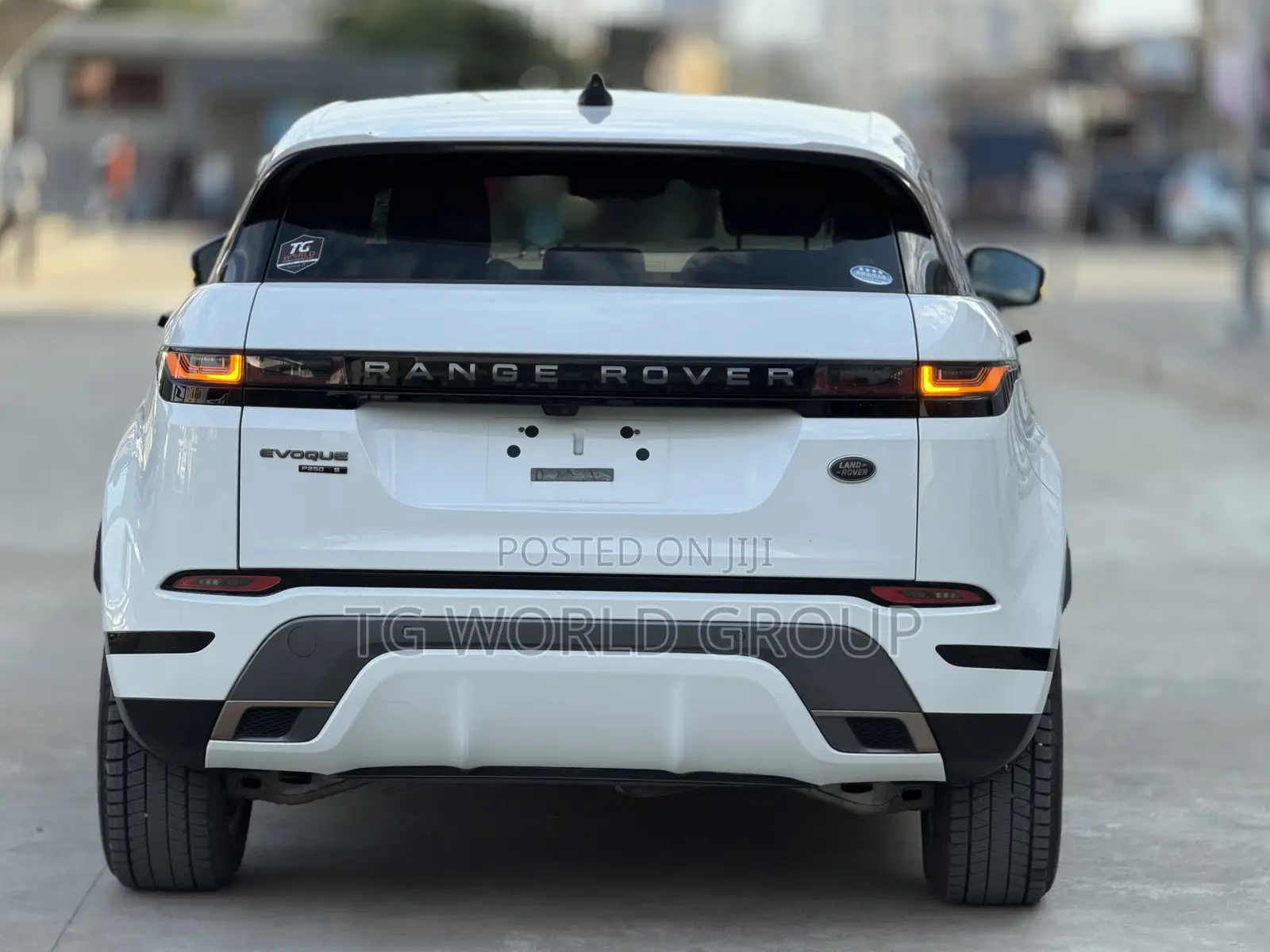 Land Rover Range Rover Evoque R-Dynamic HSE AWD 2020 White